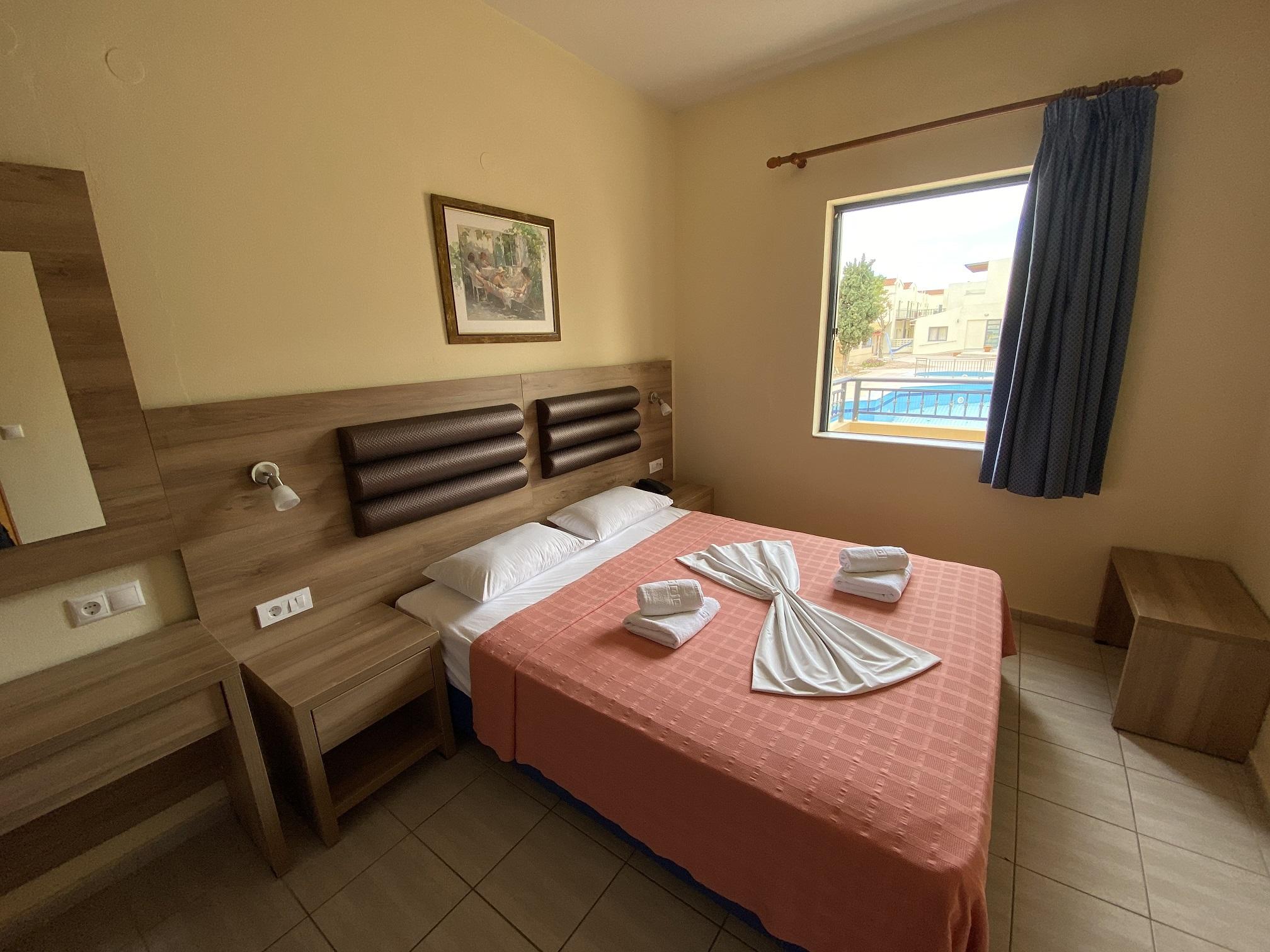 Blue Aegean Hotel & Suites Gouves Esterno foto
