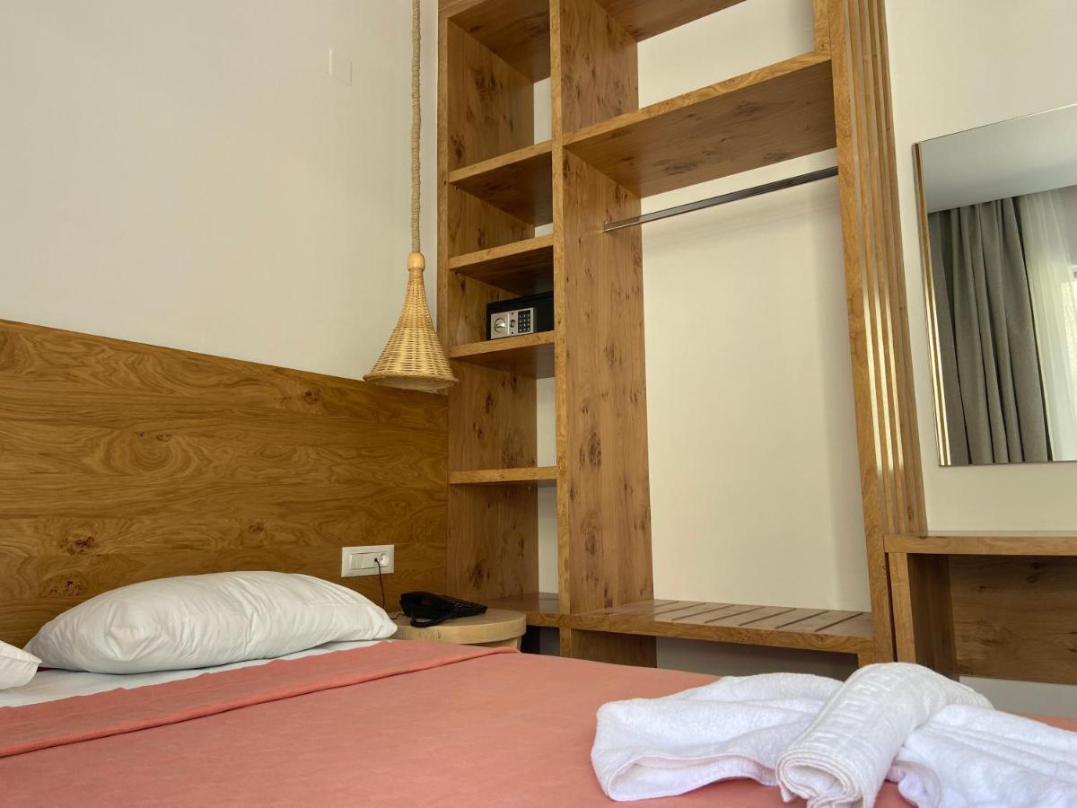 Blue Aegean Hotel & Suites Gouves Esterno foto