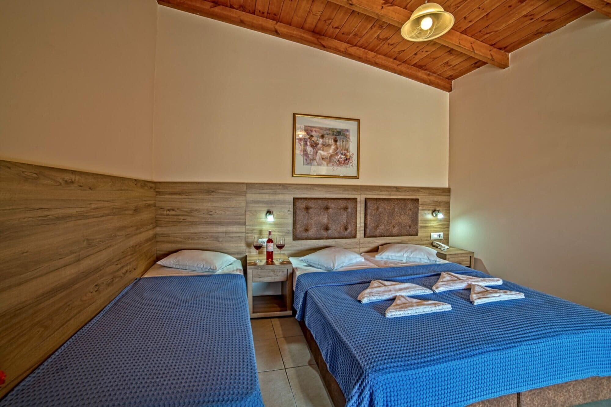 Blue Aegean Hotel & Suites Gouves Esterno foto
