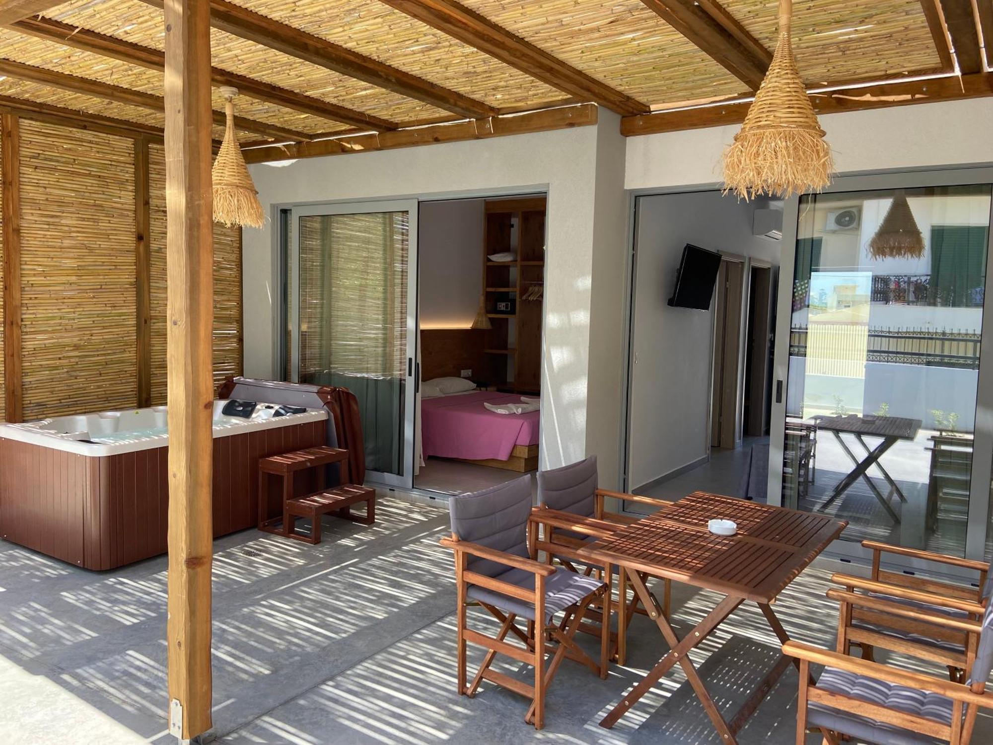 Blue Aegean Hotel & Suites Gouves Esterno foto