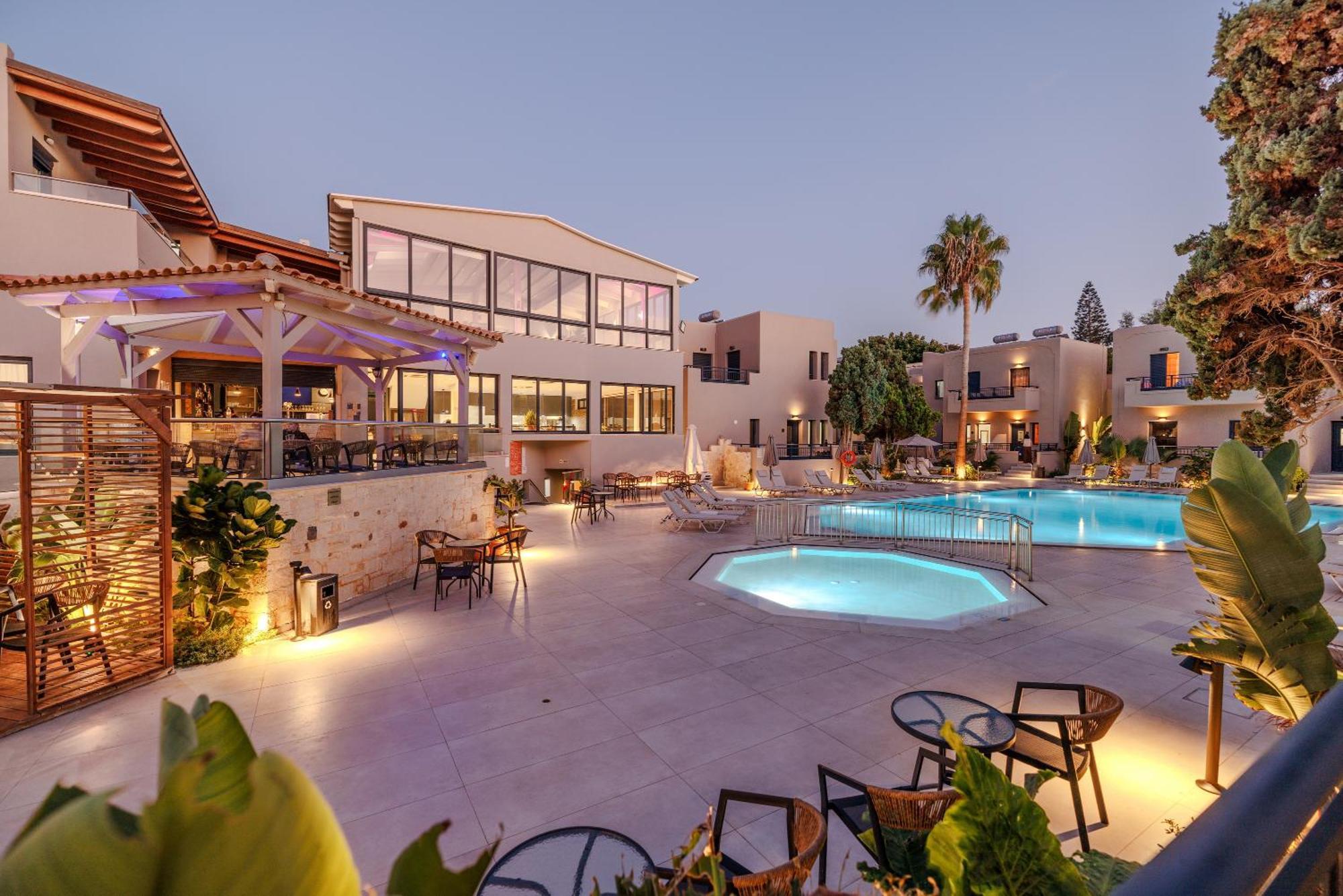 Blue Aegean Hotel & Suites Gouves Esterno foto