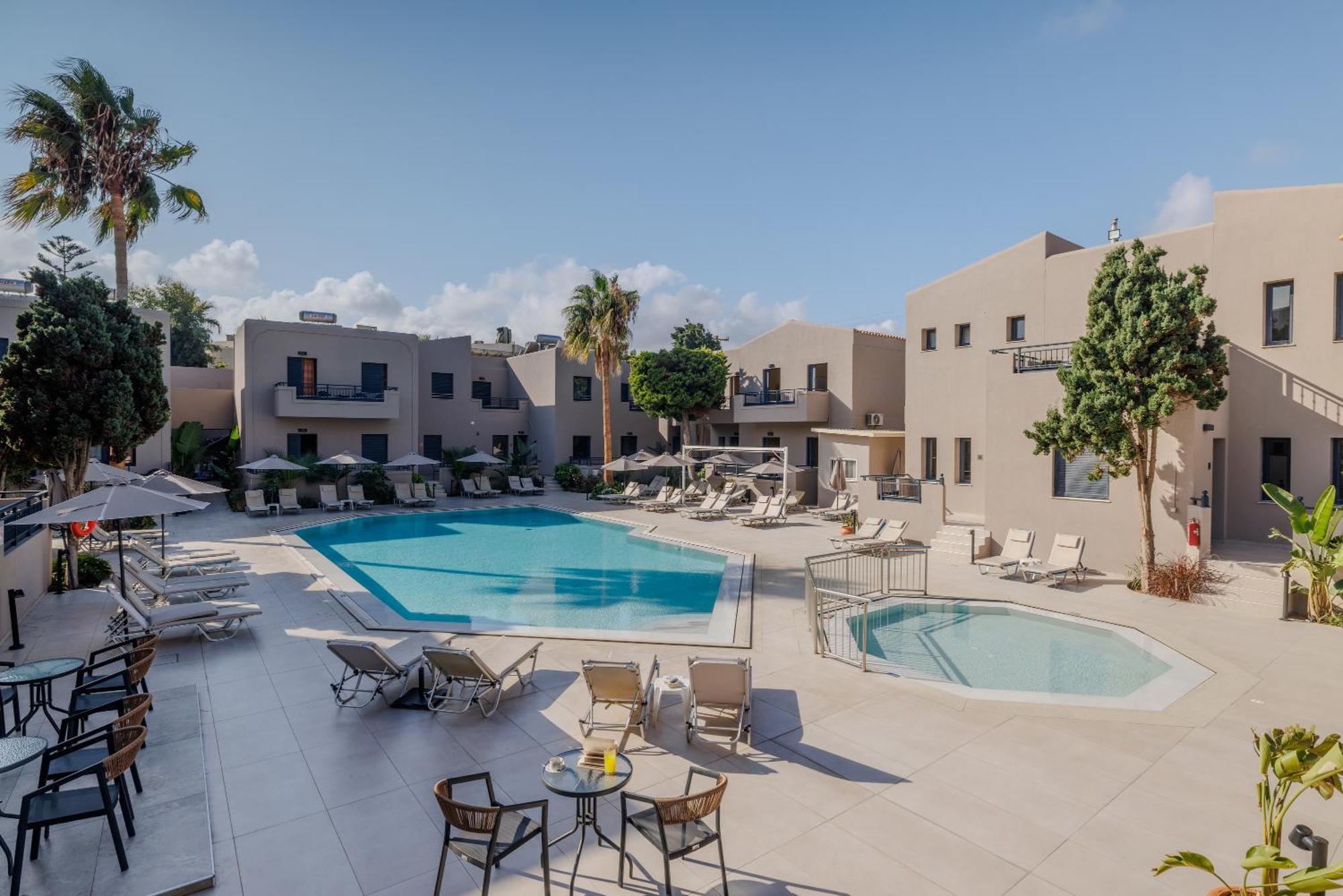 Blue Aegean Hotel & Suites Gouves Esterno foto