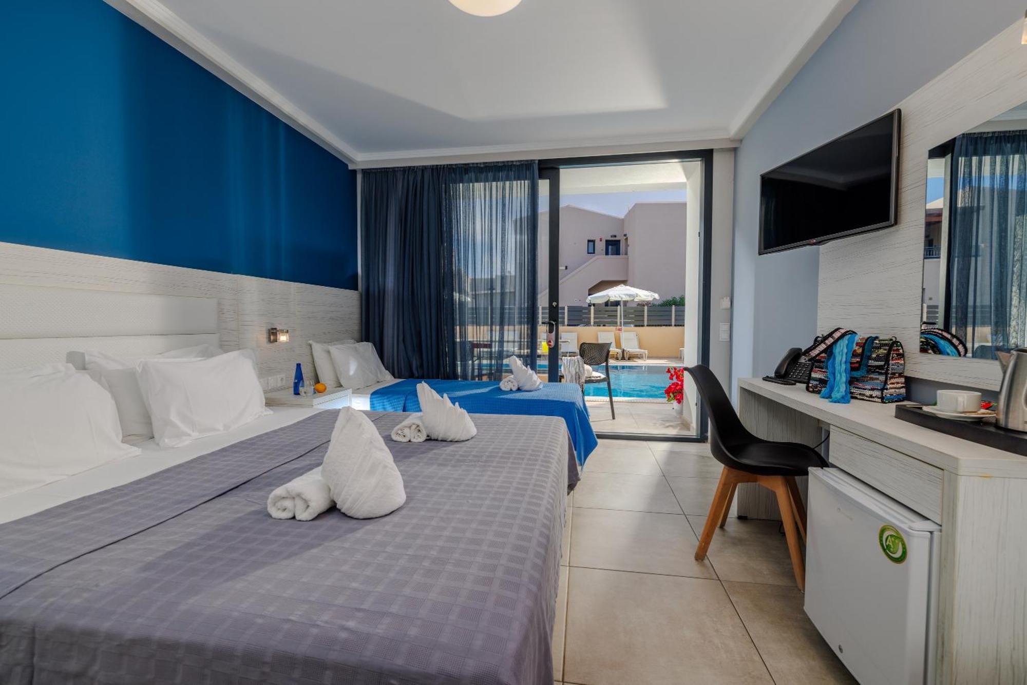 Blue Aegean Hotel & Suites Gouves Esterno foto