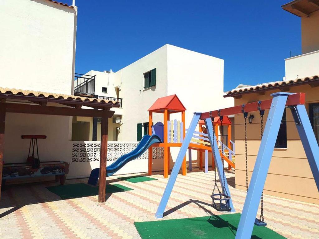 Blue Aegean Hotel & Suites Gouves Esterno foto